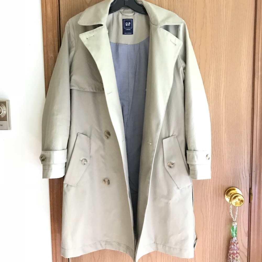 Gap Trench Coat - Picture 4 of 8